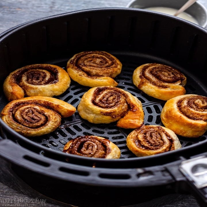 Cinnamon rolls